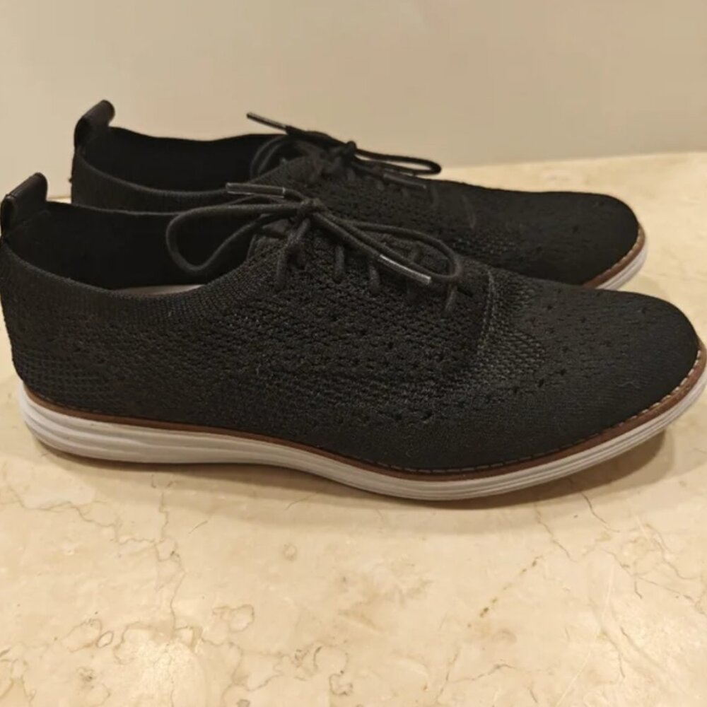 Cole Haan Originalgrand Stitchlite Wingtip Oxford in Black/Optic White - Size 8